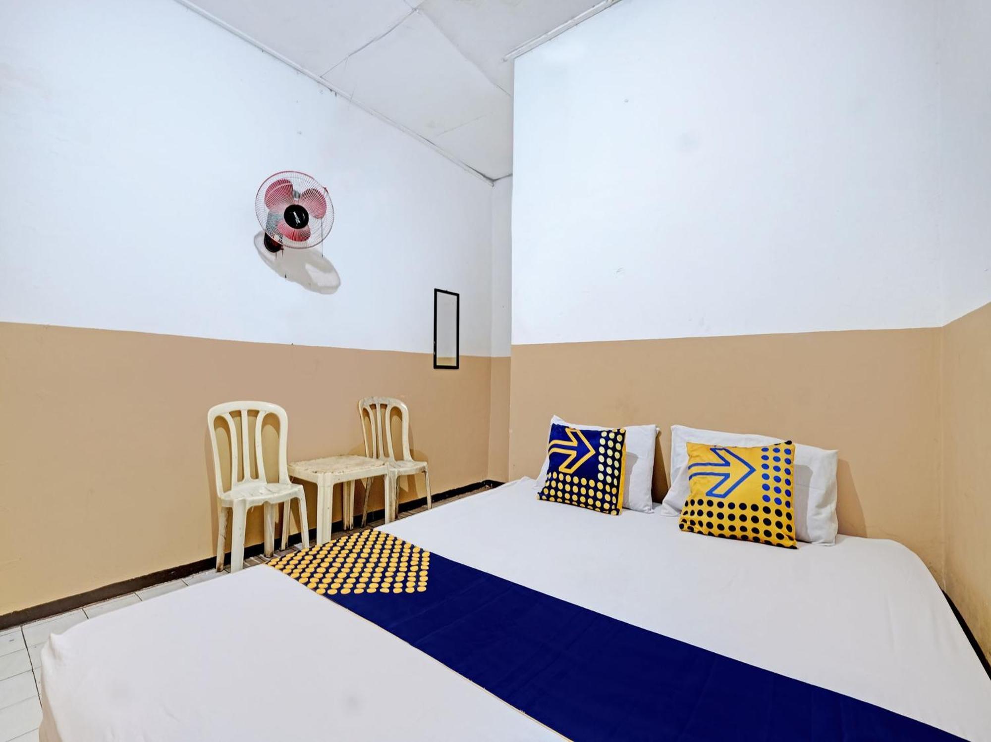 Spot On 92983 Hotel Ayu سيمارانغ المظهر الخارجي الصورة